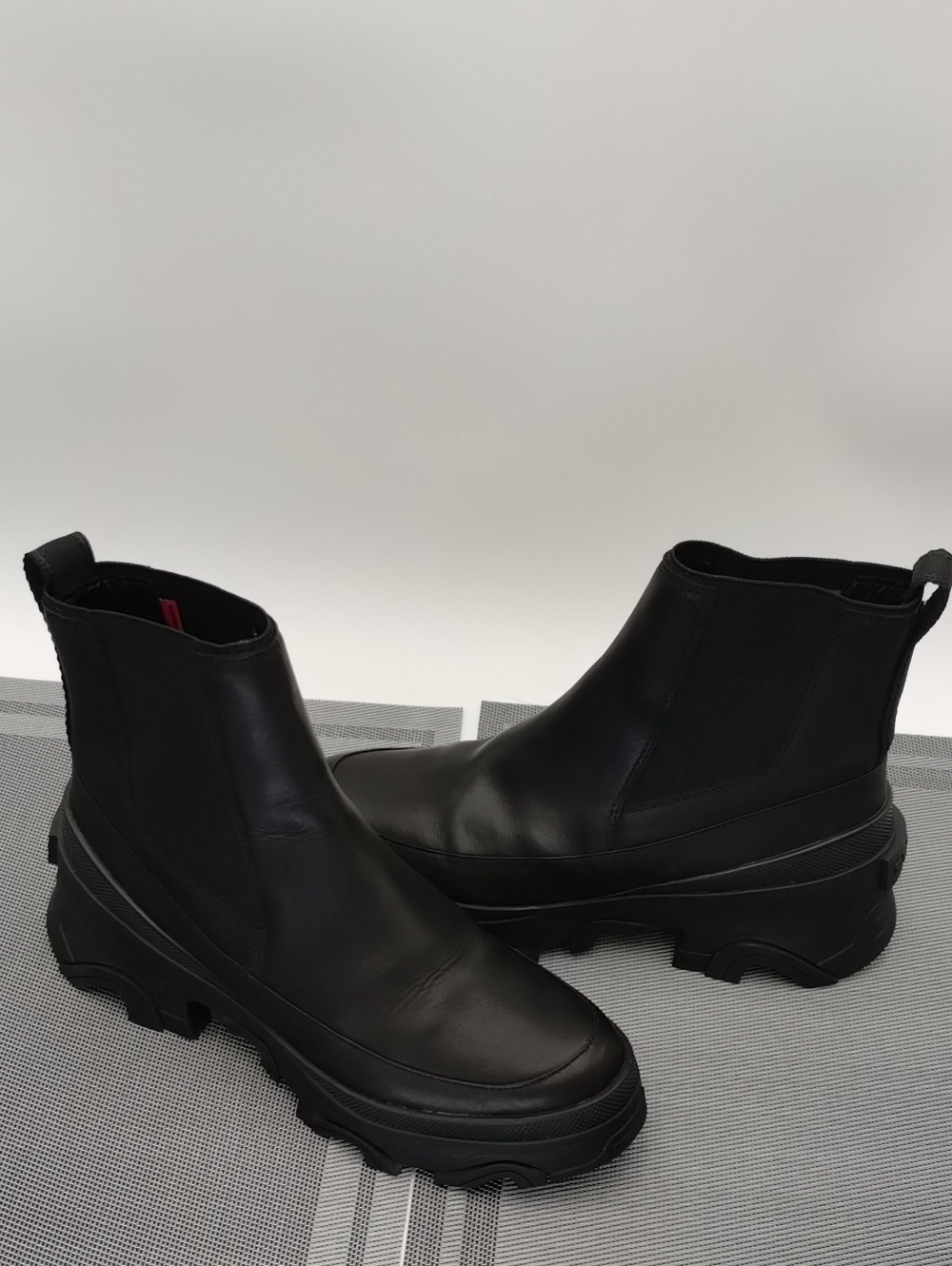 Sorel Brex Black Chunky Waterproof Leather Chelsea Pull On Boots Size 10